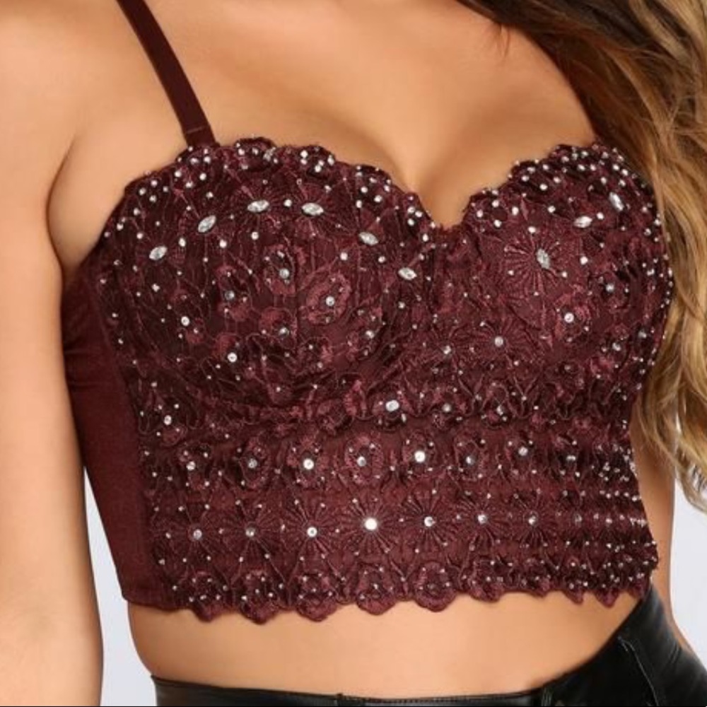 lace crop top
